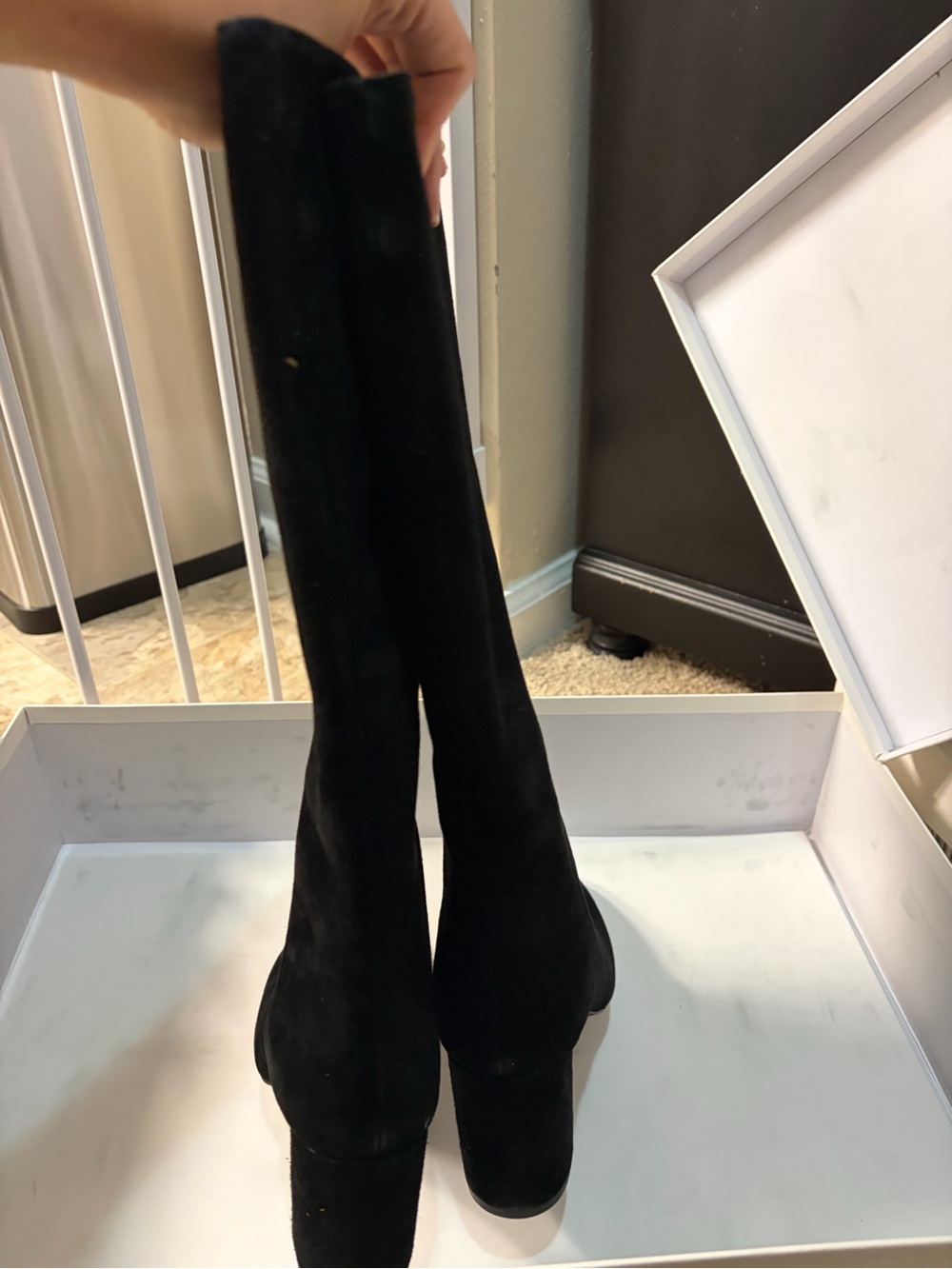 NEW Quince Italian Suede block heel boot Size 7 - Picture 7 of 8